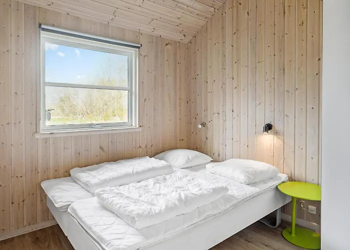 Beautiful In Idestrup With Kitchen