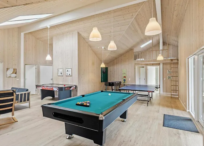 Casa de Férias Beautiful In Idestrup With Kitchen Bøtø By
