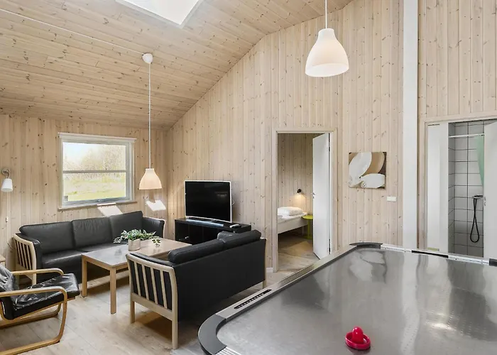 Beautiful In Idestrup With Kitchen Bøtø By