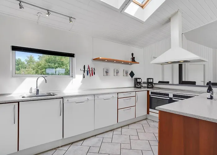 Beautiful In Idestrup With Kitchen *