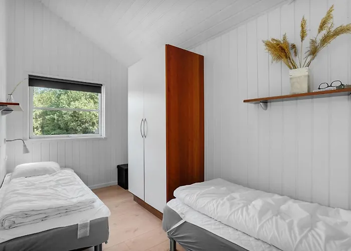 Beautiful In Idestrup With Kitchen
